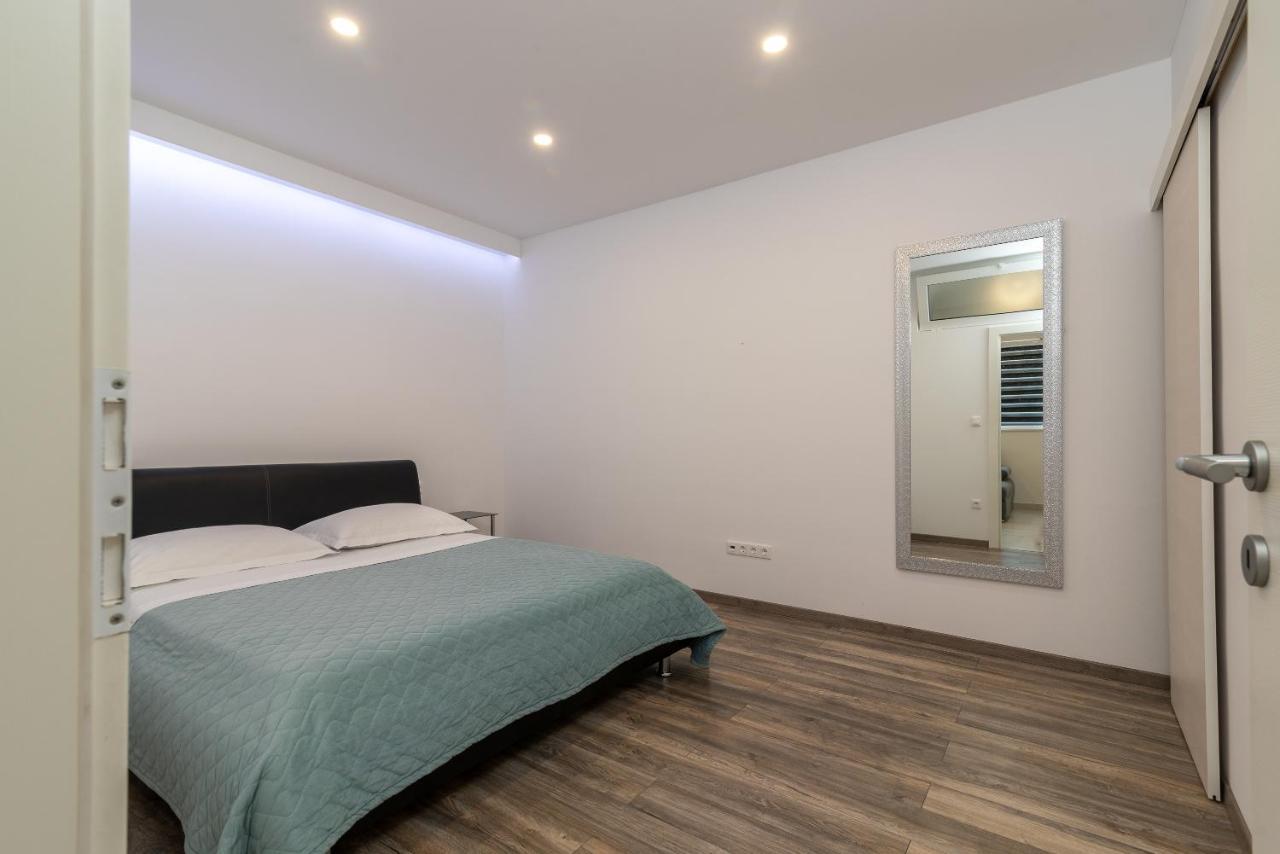 Apartment Soric Trogir Ngoại thất bức ảnh
